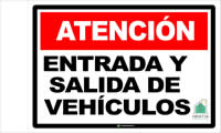 TR036 Atención Entrada y Salida de Vehículos, Material Galvanizado, Medidas 40x60